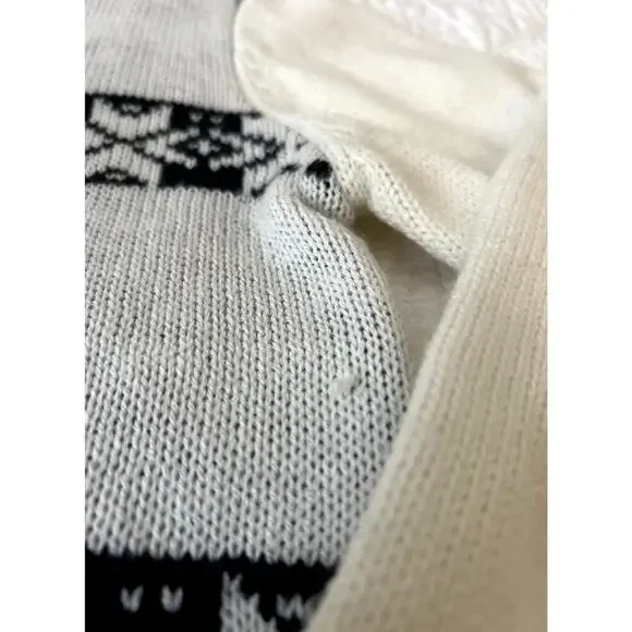 Women's Anthropologie POL Holiday/Christmas Reindeer Sweater Size Small - Picture 6 of 7